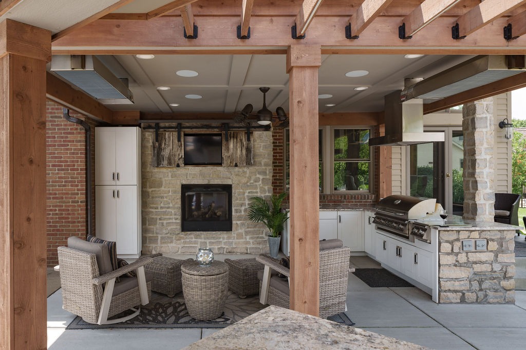 Creating Outdoor Living Space