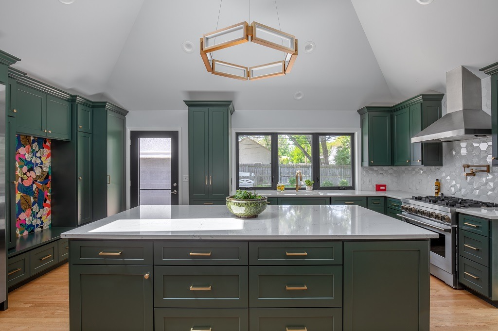 Your 8 Step Guide to Hiring the Right Remodeler